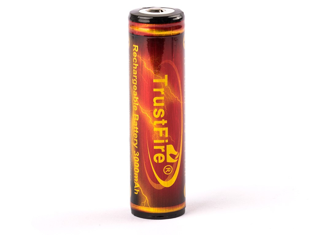Trustfire 18650 3000mAh 3.6 V - 3.7 V Li-ion Chroniony ( PCB ) Trustfire 18650 3000mAh 3.6 V - 3.7 V Li-ion Chroniony ( PCB )