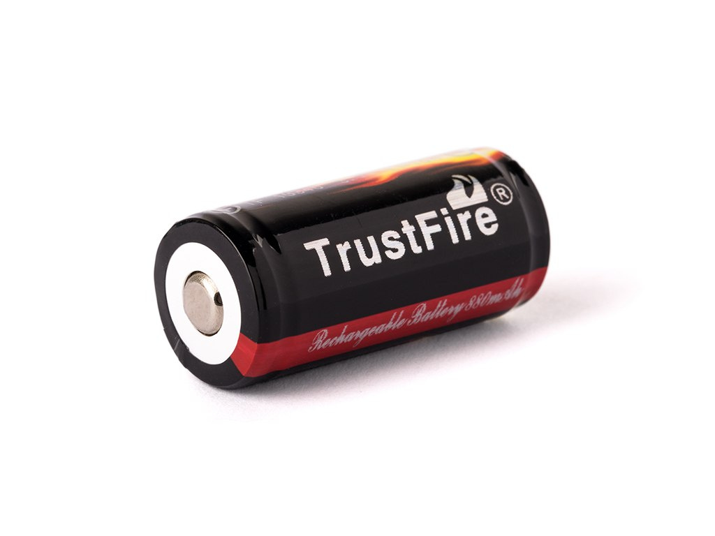 Trustfire 16340 880mAh 3.6V - 3.7V Li-ion chroniony (PCB) Trustfire 16340 880mAh 3.6V - 3.7V Li-ion chroniony (PCB)