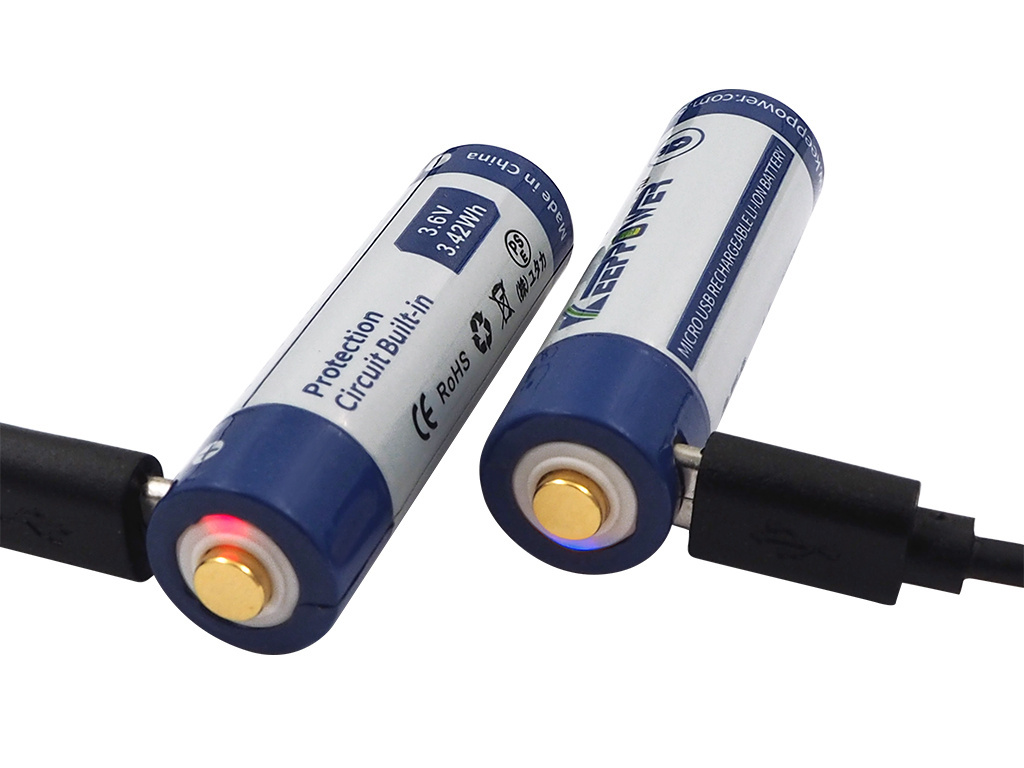 Keeppower 14500 - 950mAh 3,6V - 3,7V z micro USB Keeppower 14500 - 950mAh 3,6V - 3,7V z micro USB