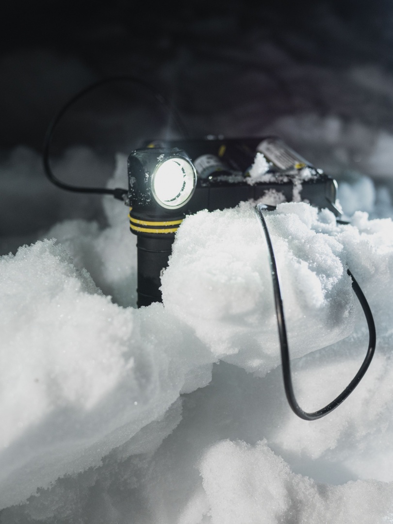 Latarka czołowa ELF C2 Micro-USB Armytek 1100 lm światło zimne Latarka czołowa ELF C2 Micro-USB Armytek 1100 lm światło zimne