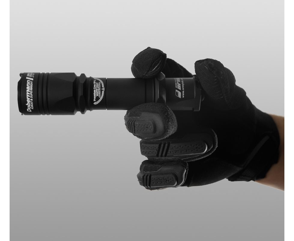 Latarka taktyczna DOBERMANN XP-L HI White 1200 lm Armytek Latarka taktyczna DOBERMANN XP-L HI White 1200 lm Armytek
