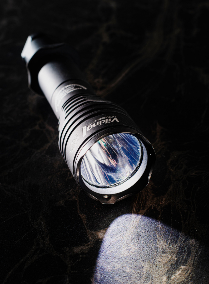 Latarka taktyczna Viking Pro XHP50 White 1800 lm Armytek Latarka taktyczna Viking Pro XHP50 White 1800 lm Armytek