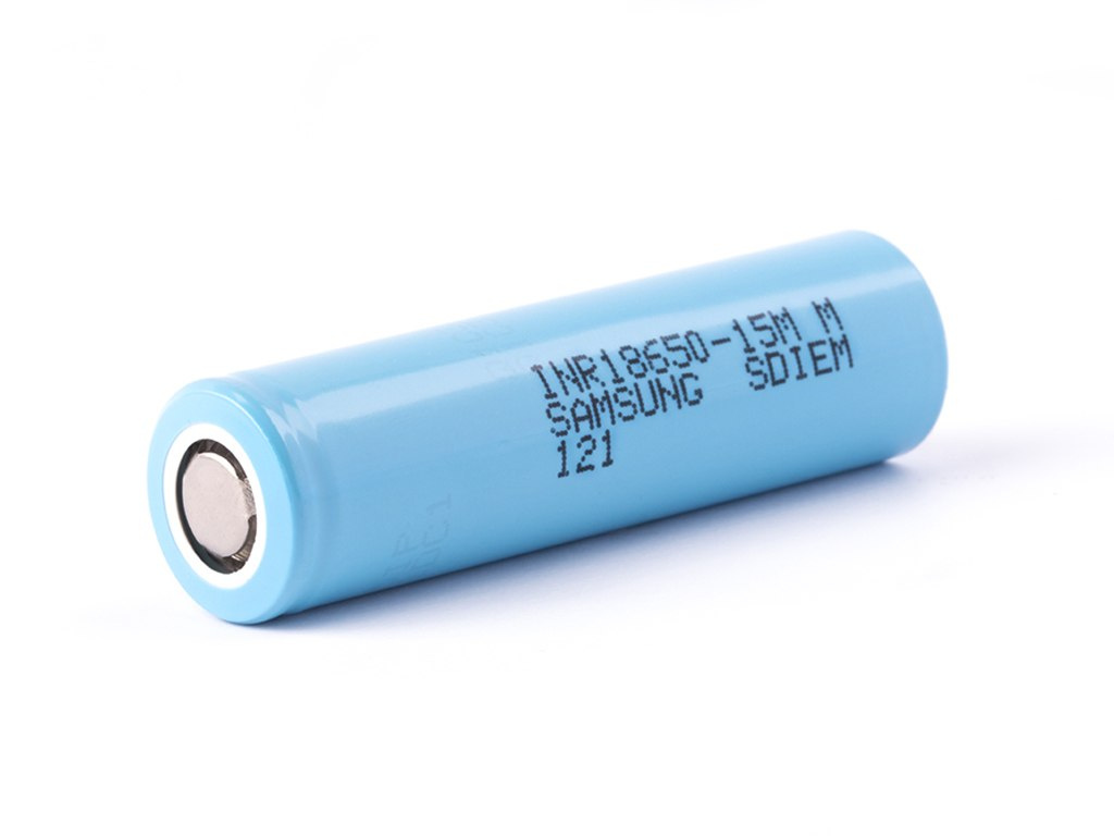 Samsung INR 18650 15M 1500mAh 3,6V - 3,7V Li-ion Samsung INR 18650 15M 1500mAh 3,6V - 3,7V Li-ion